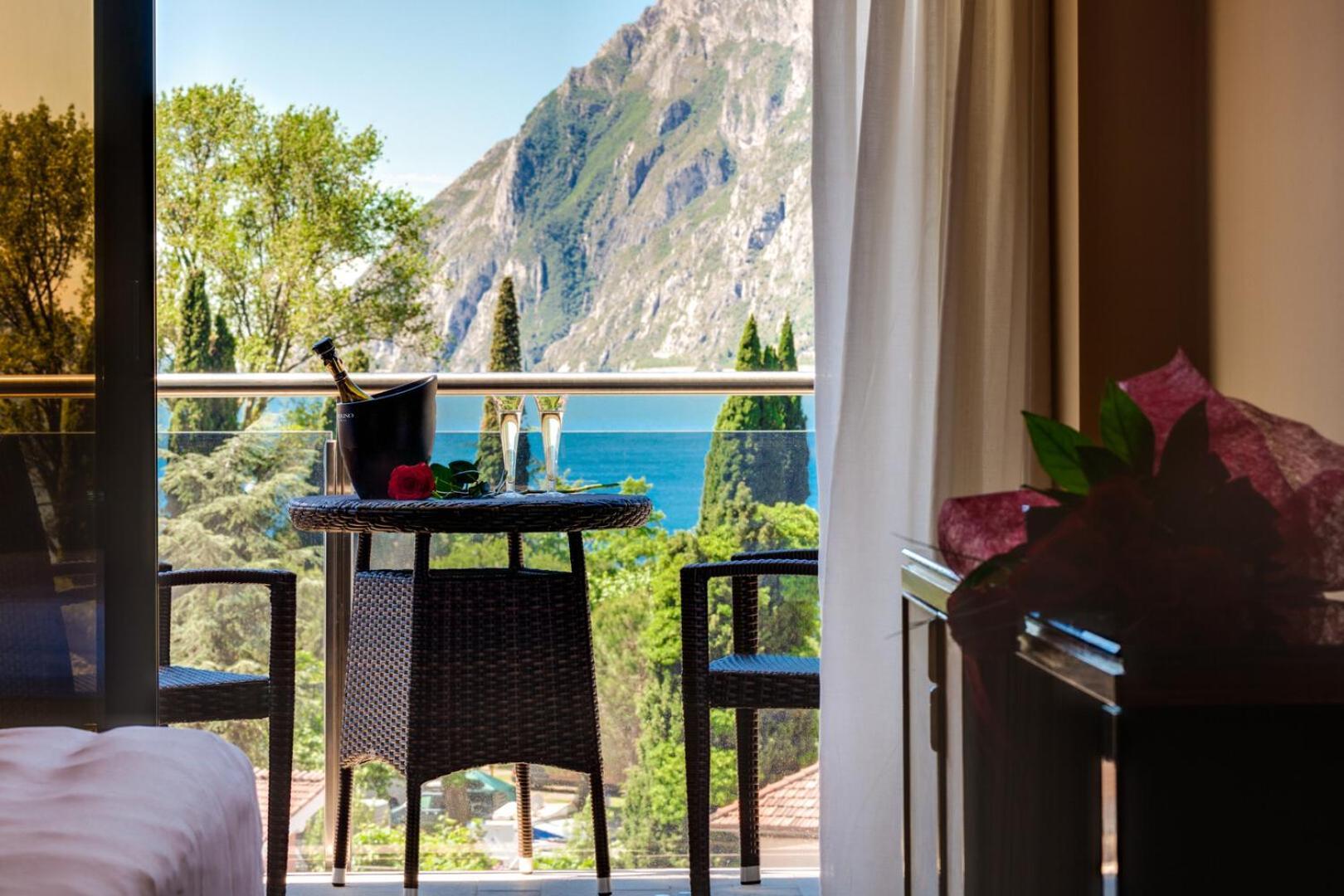 Hotel Garda - Tonellihotels