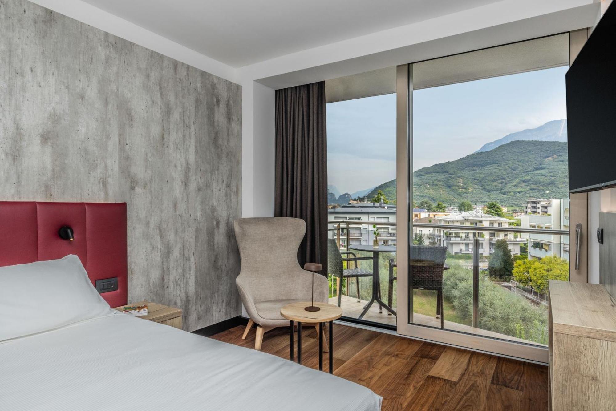 Hotel Garda - Tonellihotels 4*